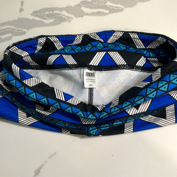 Fleo xs shorts - Picture 3 of 3